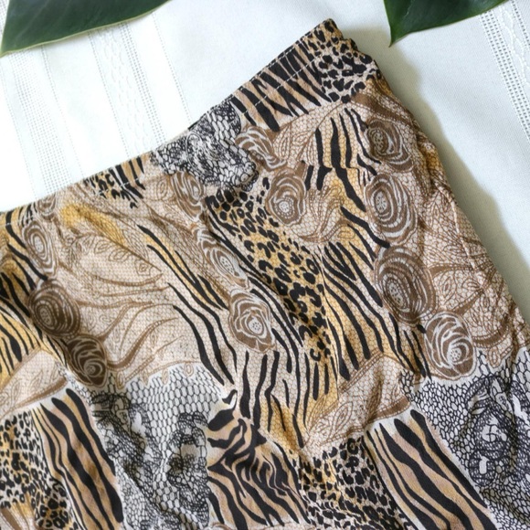 Reversible wild cat print skirt - Picture 8 of 9